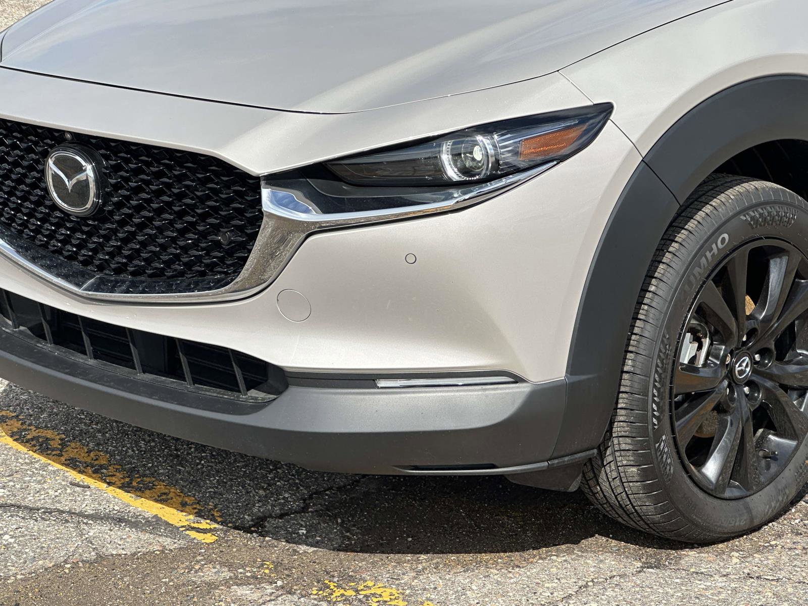 Used 2022 MAZDA CX-30 2.5 Turbo w/ Premium Plus Pkg image 9