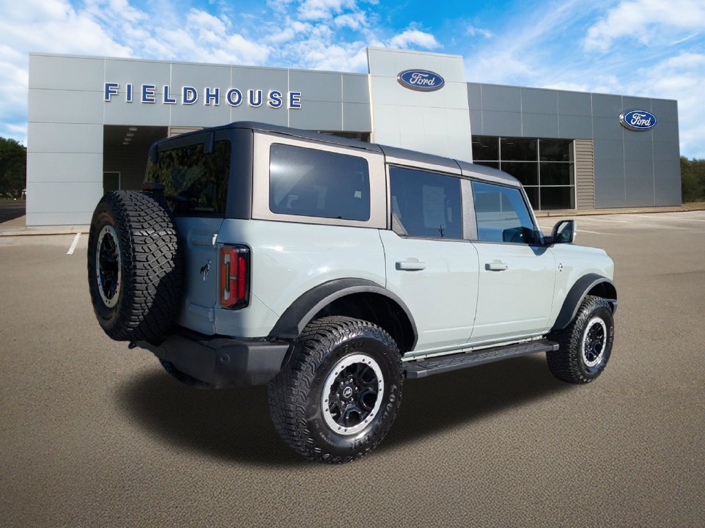 Used 2023 Ford Bronco Outer Banks w/ Sasquatch Package AWD/4WD image 11