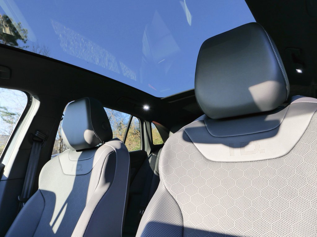 Used 2024 Volkswagen ID.4 Pro S image 23