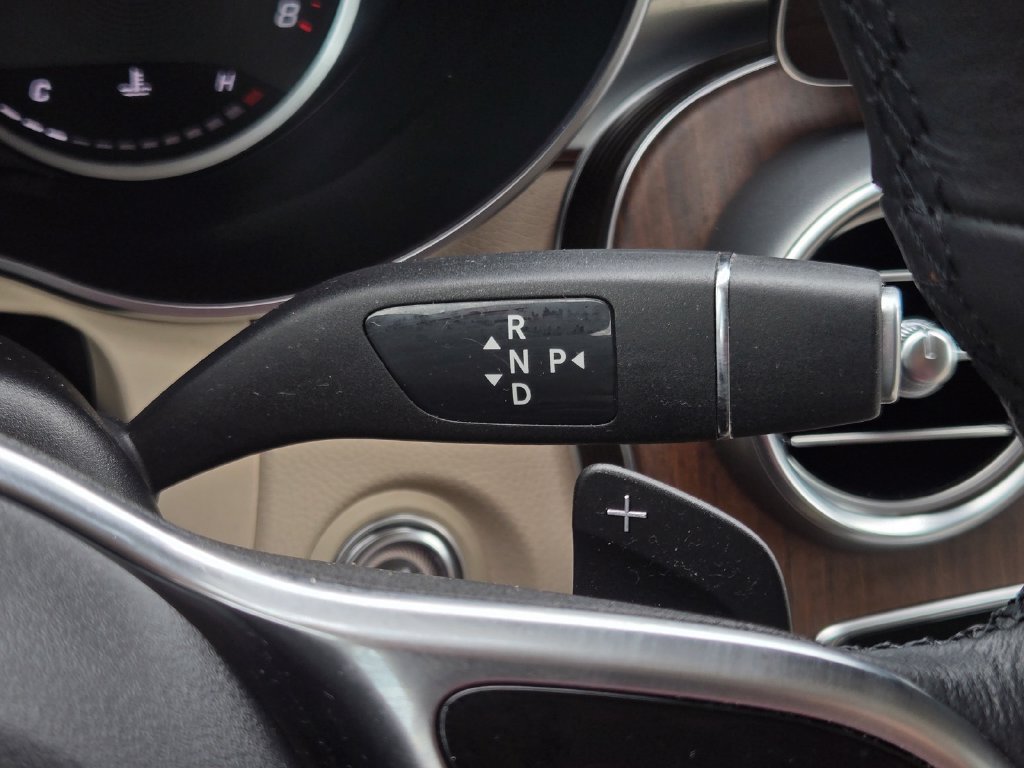 Used 2022 Mercedes-Benz GLC 300 4MATIC image 26