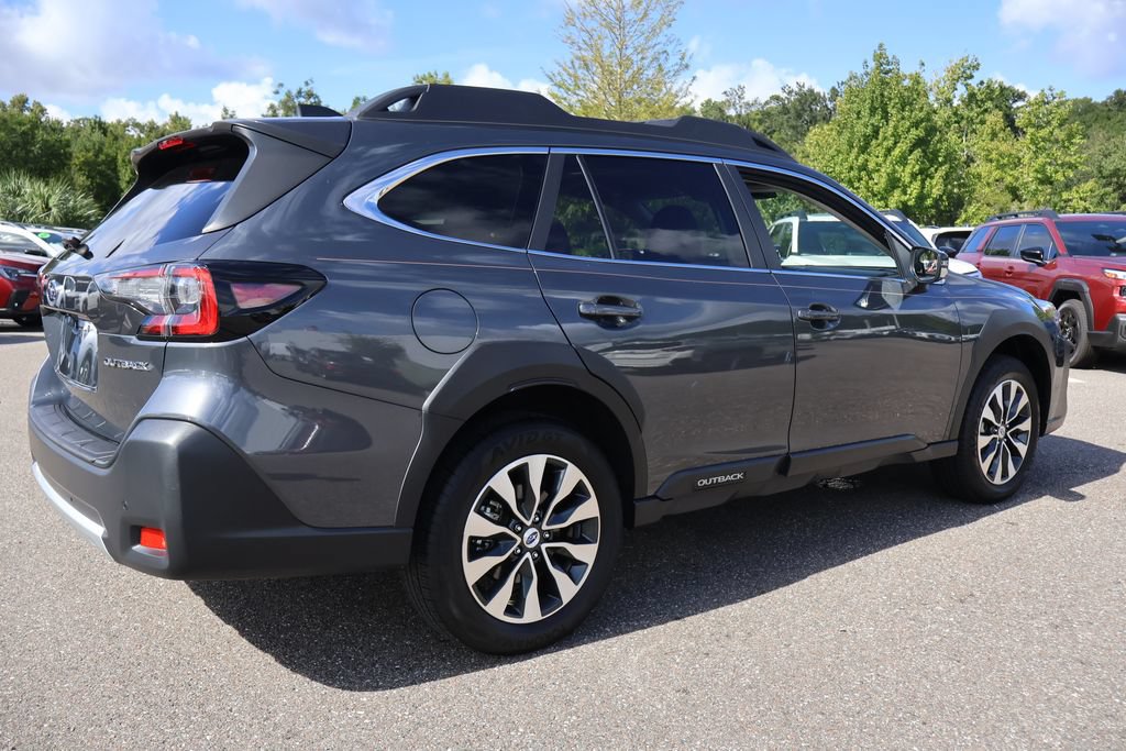 Used 2024 Subaru Outback Limited AWD/4WD image 9