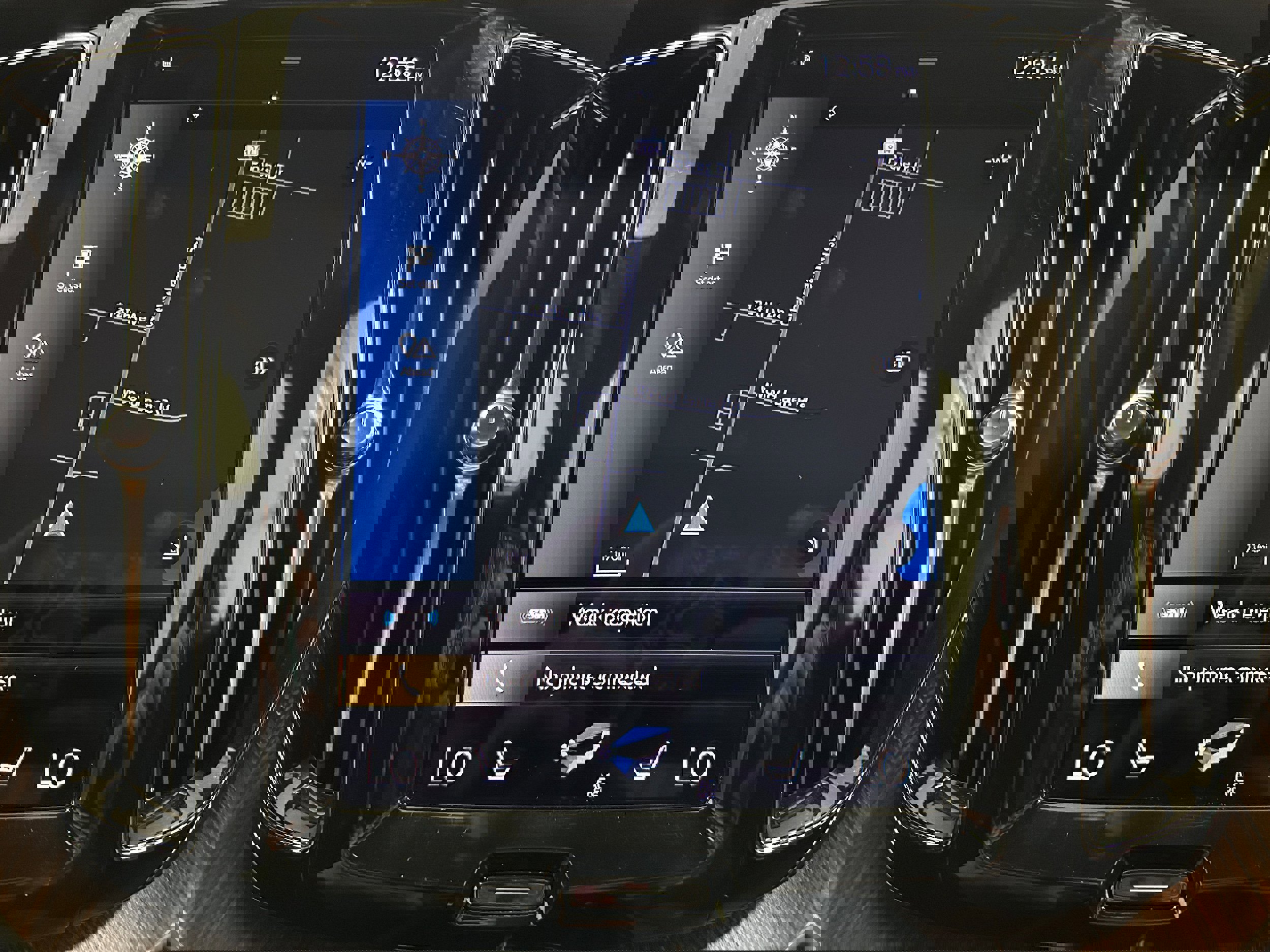 Used 2021 Volvo XC60 T5 Momentum w/ Premium Package image 5