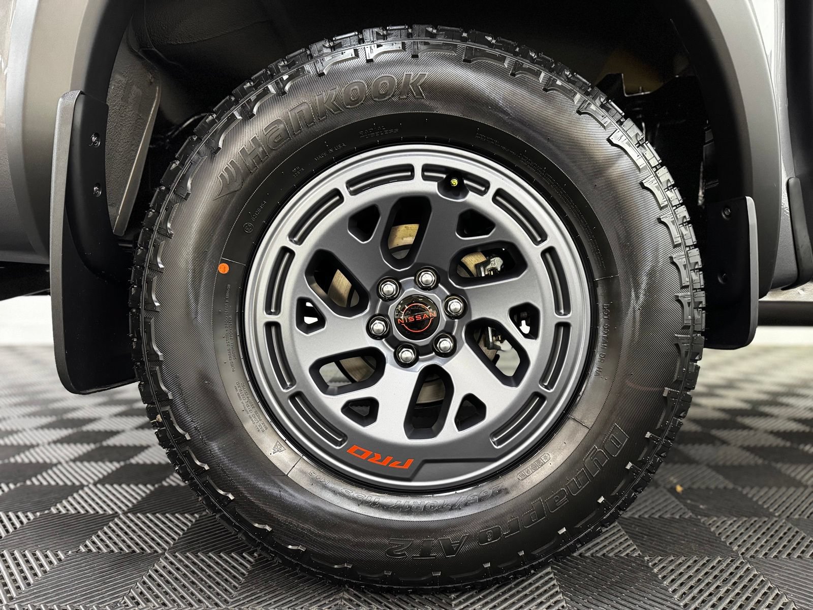 New 2026 Nissan Frontier PRO-4X w/ Pro-4x Convenience Package AWD/4WD image 8