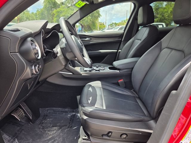 Used 2022 Alfa Romeo Stelvio Ti w/ Active Assist Plus Package AWD/4WD image 16