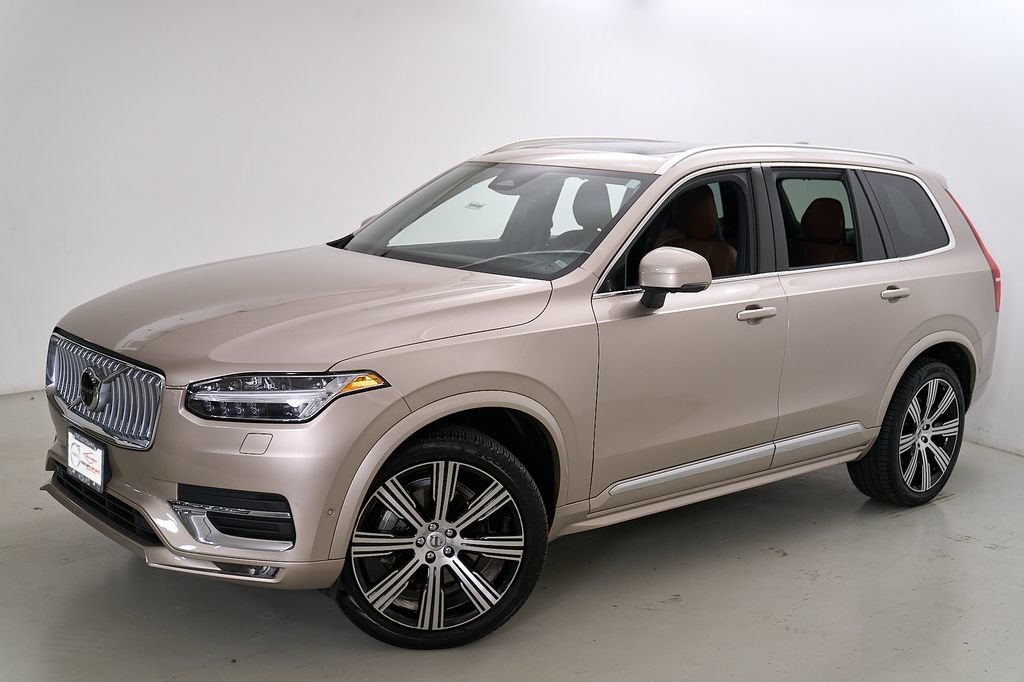 Certified 2023 Volvo XC90 B6 Ultimate AWD/4WD image 2