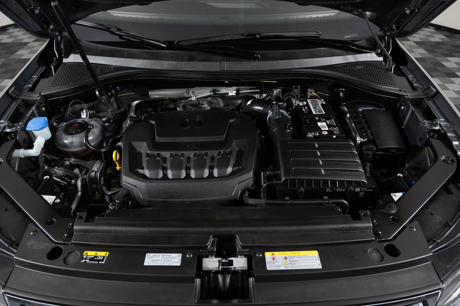 Used 2023 Volkswagen Tiguan SE image 43