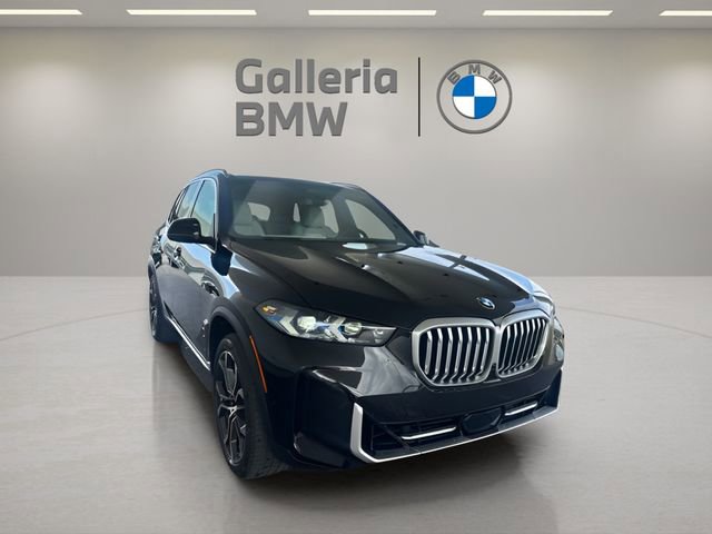 New 2026 BMW X5 xDrive40i w/ Premium Package AWD/4WD image 3