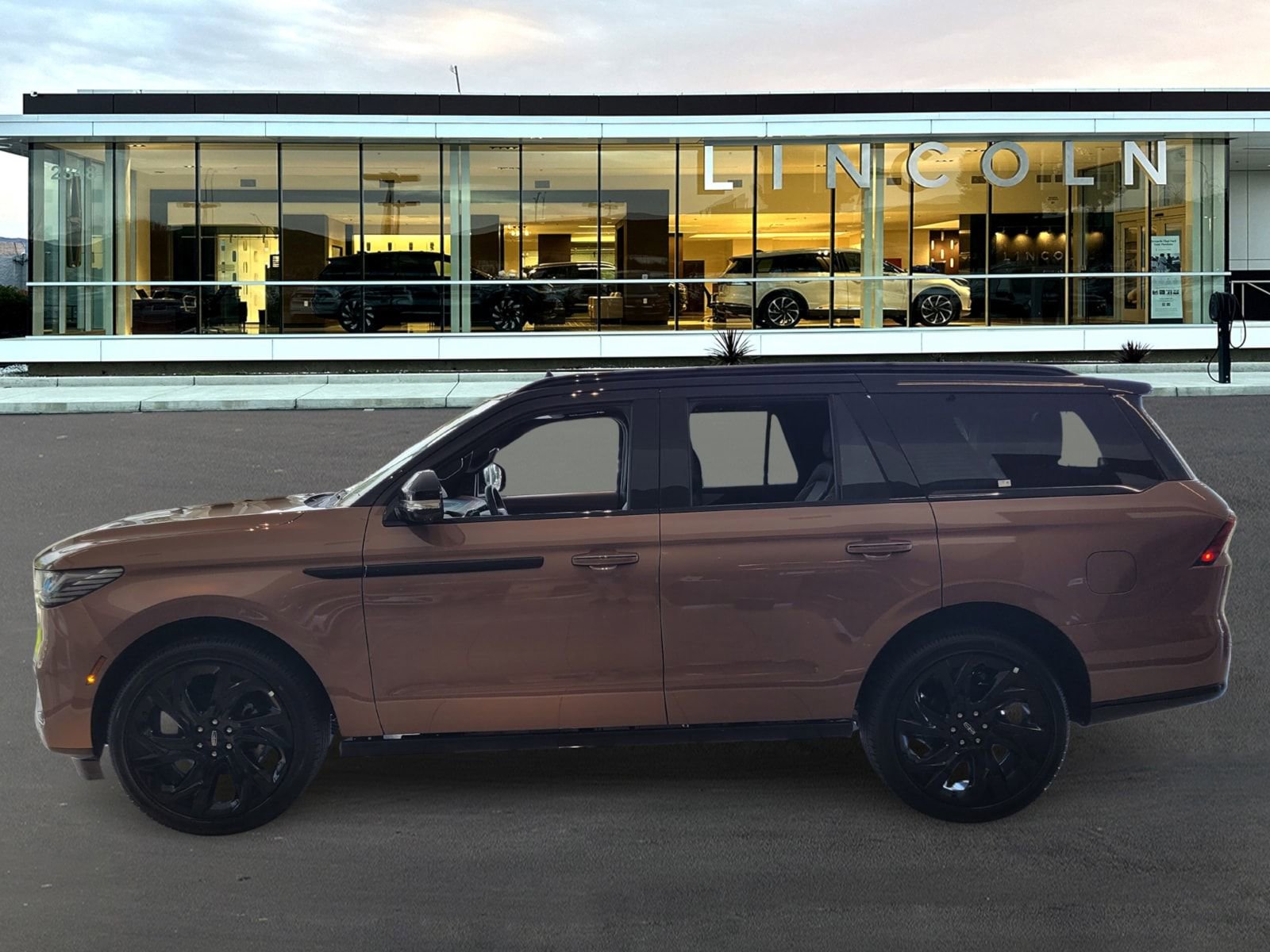 New 2026 Lincoln Navigator Black Label AWD/4WD image 3