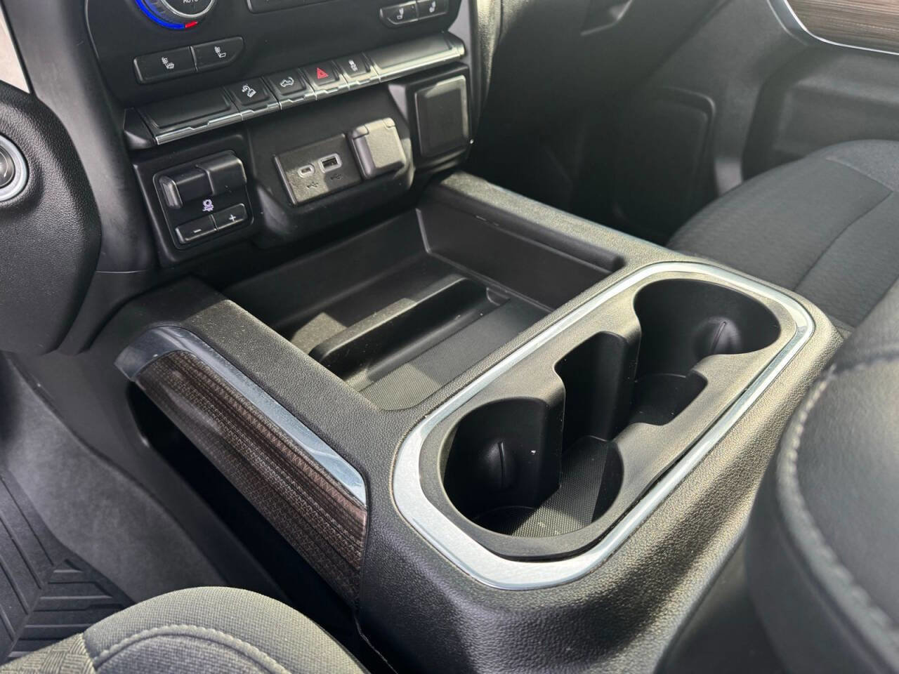 Used 2021 Chevrolet Silverado 1500 LT Trail Boss w/ LPO, Dark Essentials Package image 25