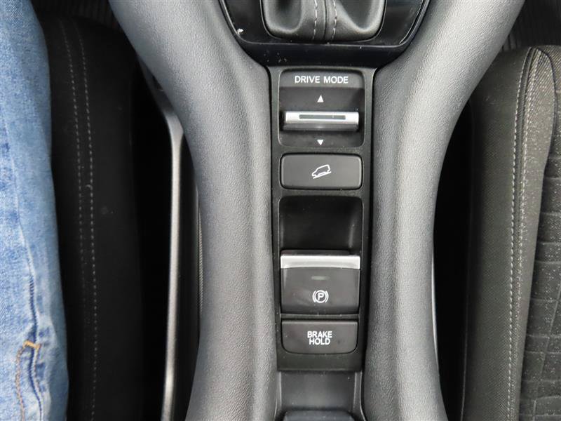 Used 2023 Honda HR-V LX image 26
