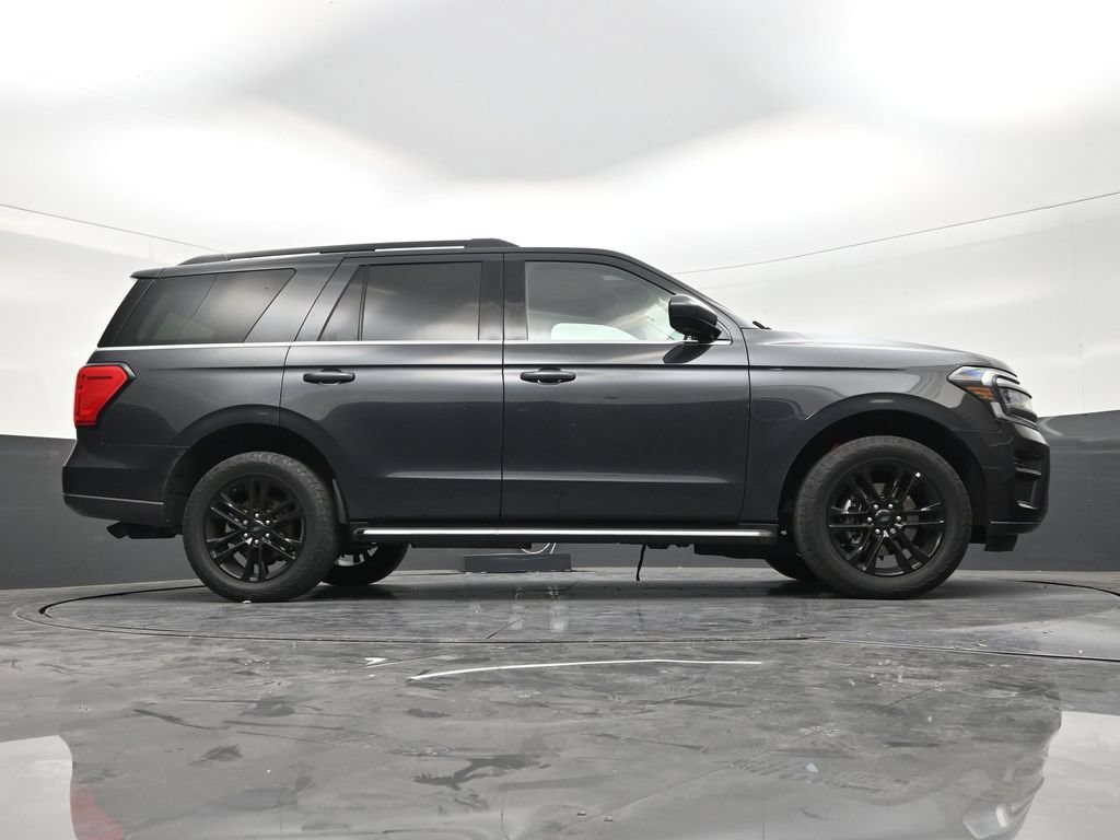 Used 2023 Ford Expedition XLT RWD image 25