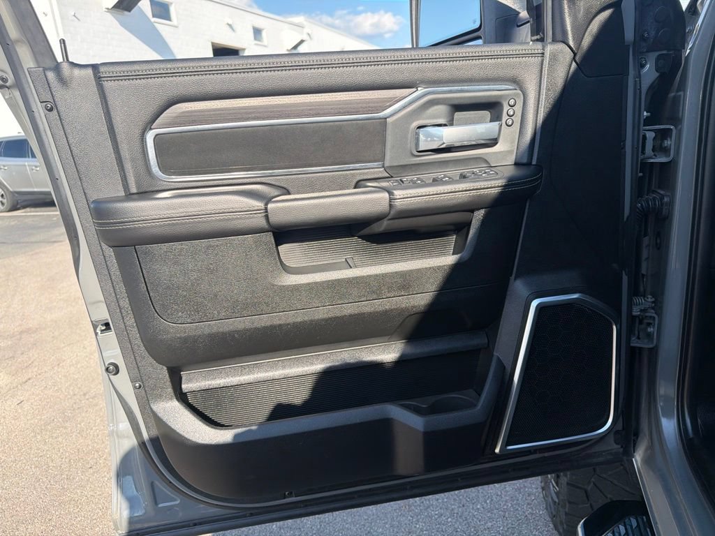 Used 2025 RAM 2500 Laramie w/ Night Edition AWD/4WD image 22