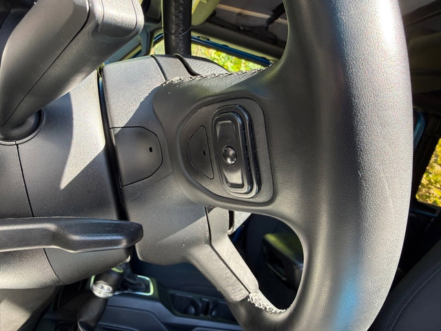 Used 2022 Jeep Wrangler Sport S image 13