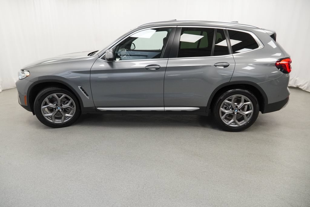Used 2024 BMW X3 xDrive30i w/ Premium Package w/ZPA AWD/4WD image 5