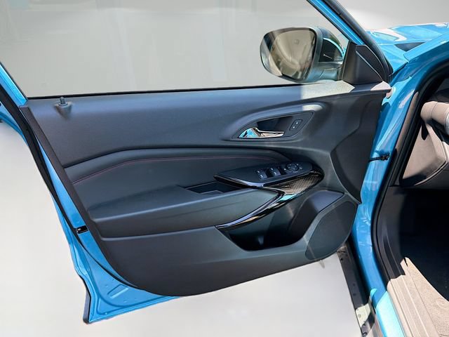 Used 2026 Chevrolet Trax RS w/ Sunroof Package FWD image 19