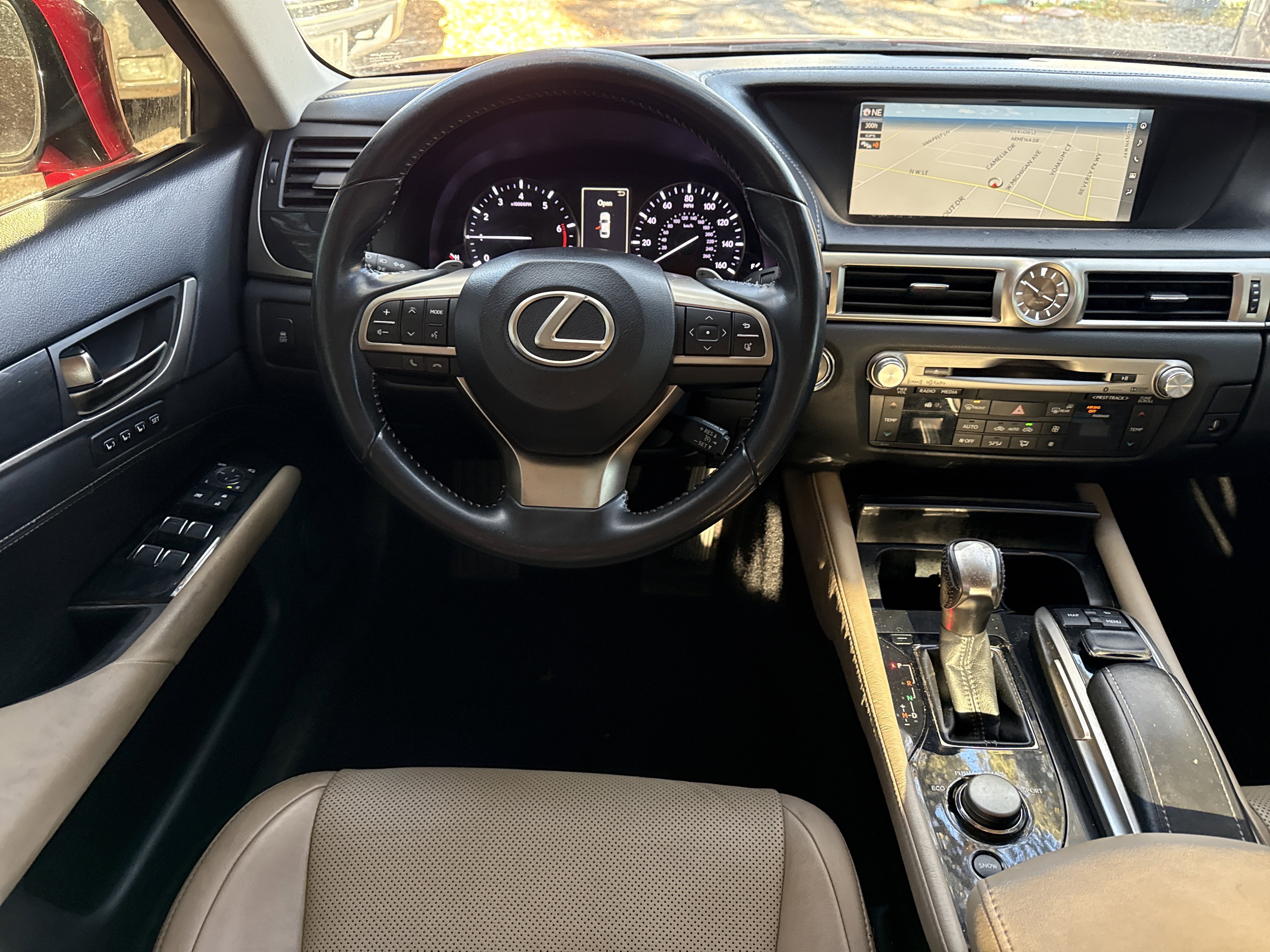 Used 2016 Lexus GS 200t image 12