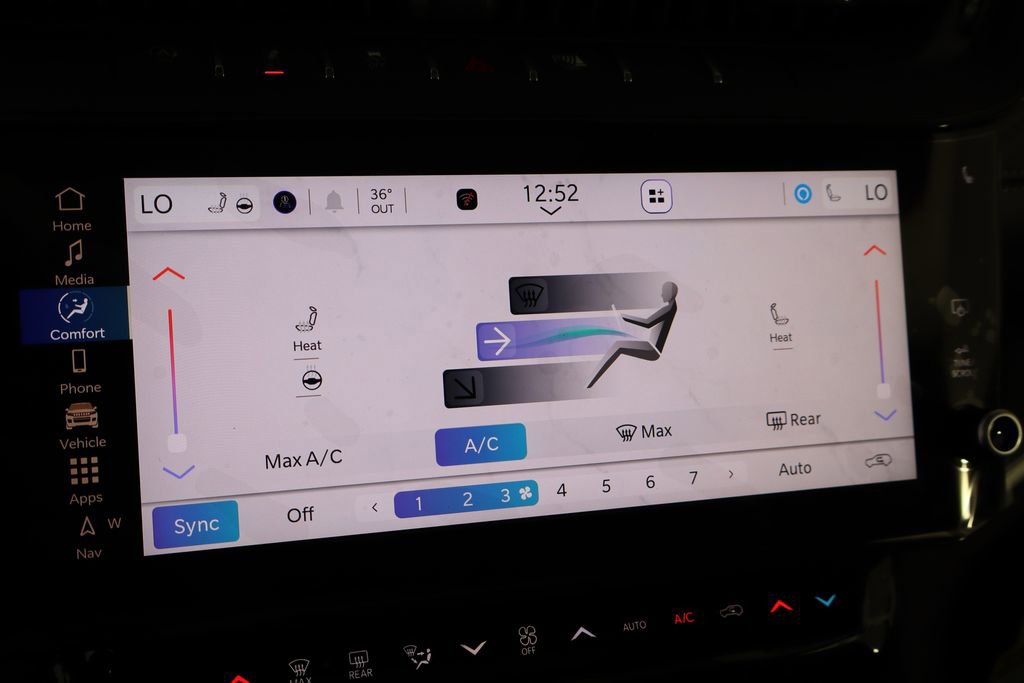 New 2026 Jeep Grand Cherokee Limited image 33