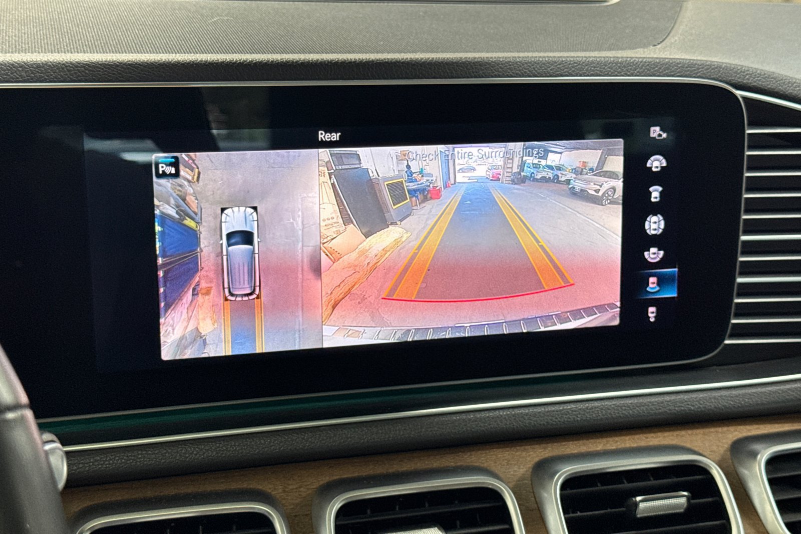 Used 2020 Mercedes-Benz GLE 350 4MATIC image 22