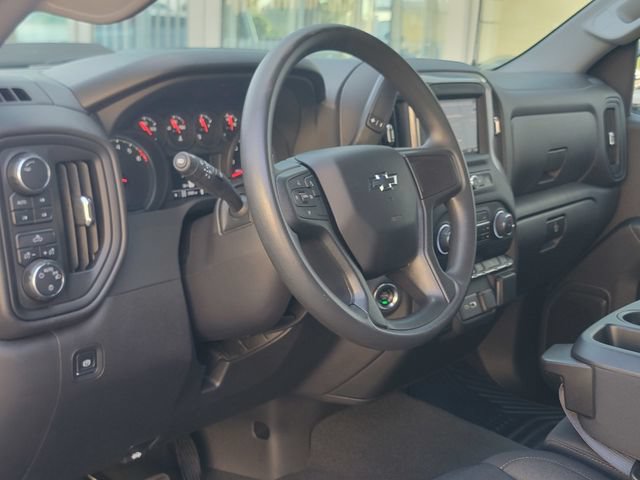 Used 2024 Chevrolet Silverado 1500 Custom Trail Boss w/ Turbomax Blackout Package AWD/4WD image 9