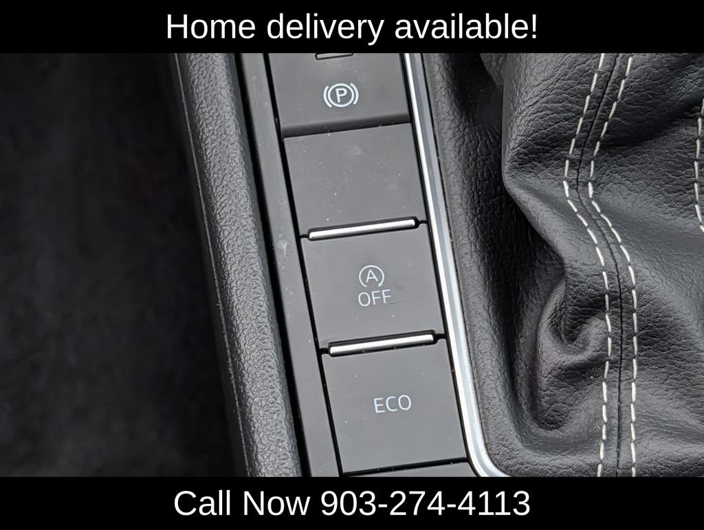 Used 2026 Volkswagen Jetta SE FWD image 17