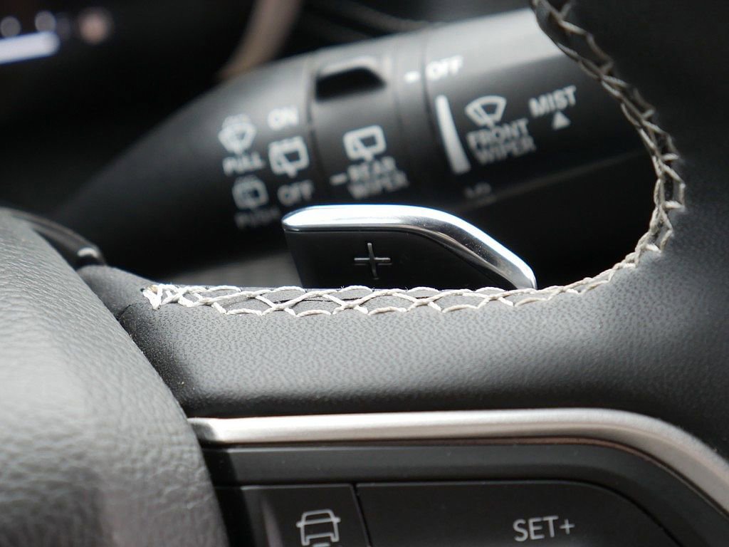 Used 2023 Jeep Grand Cherokee Altitude image 33