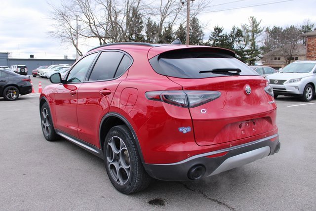 Used 2024 Alfa Romeo Stelvio Ti image 41