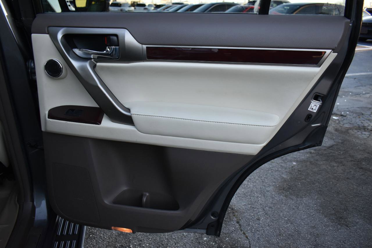 Used 2014 Lexus GX 460 Luxury image 41
