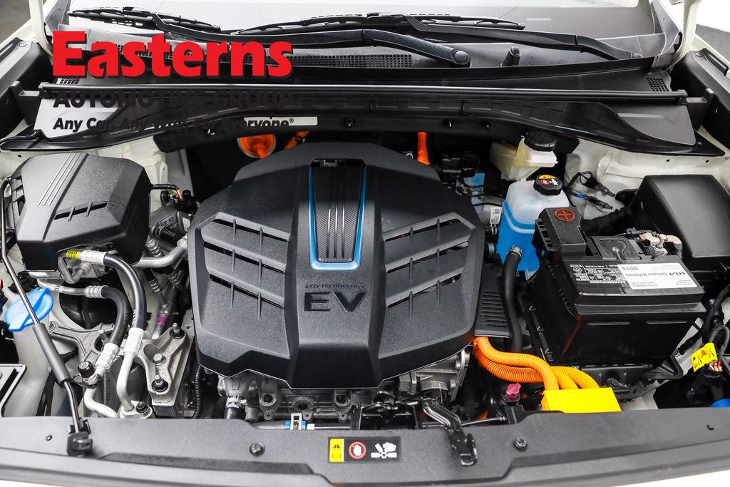 Used 2022 Kia Niro EX w/ Cold Weather Package image 7