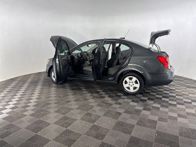Used 2016 Chevrolet Sonic LS image 16