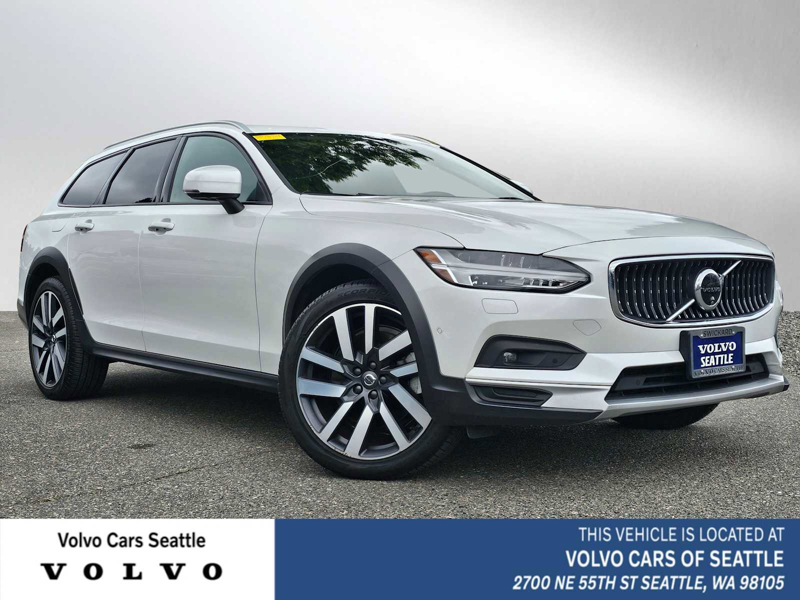 Certified 2024 Volvo V90 B6 Cross Country Ultimate w/ Protection Package Premier