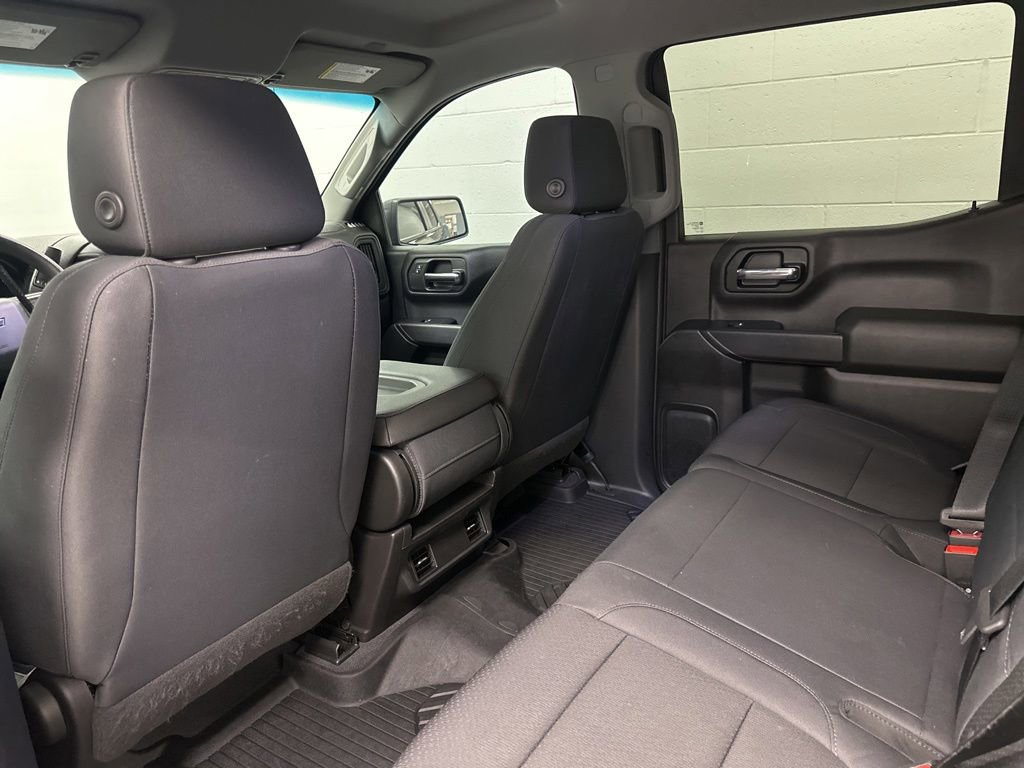 Used 2019 Chevrolet Silverado 1500 Custom Trail Boss AWD/4WD image 17