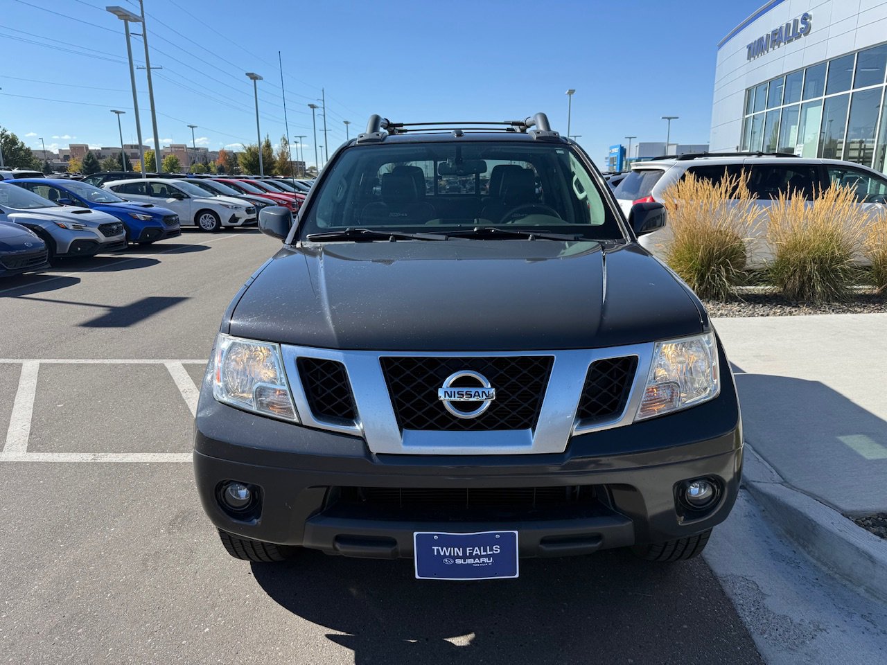 Used 2015 Nissan Frontier PRO-4X image 3