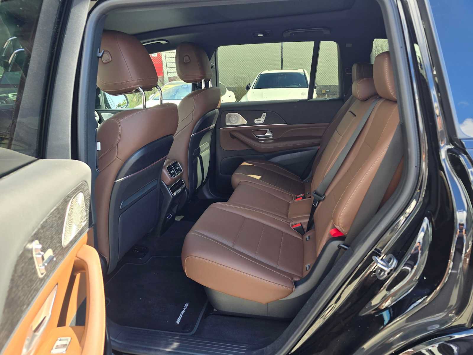 Used 2026 Mercedes-Benz GLS 450 4MATIC image 21