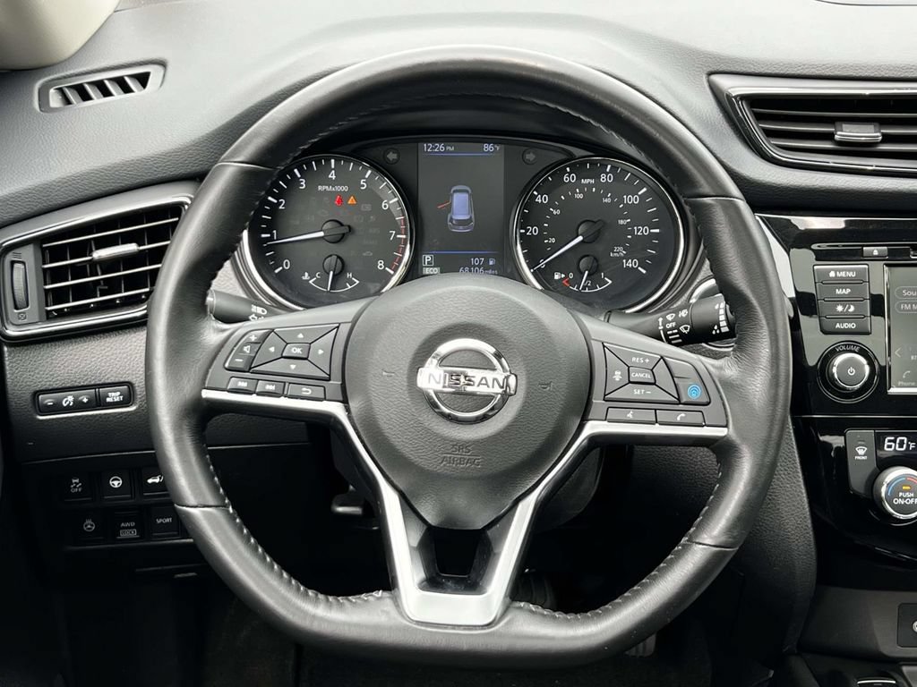 Used 2019 Nissan Rogue SV w/ Sun & Sound Touring Package AWD/4WD image 13