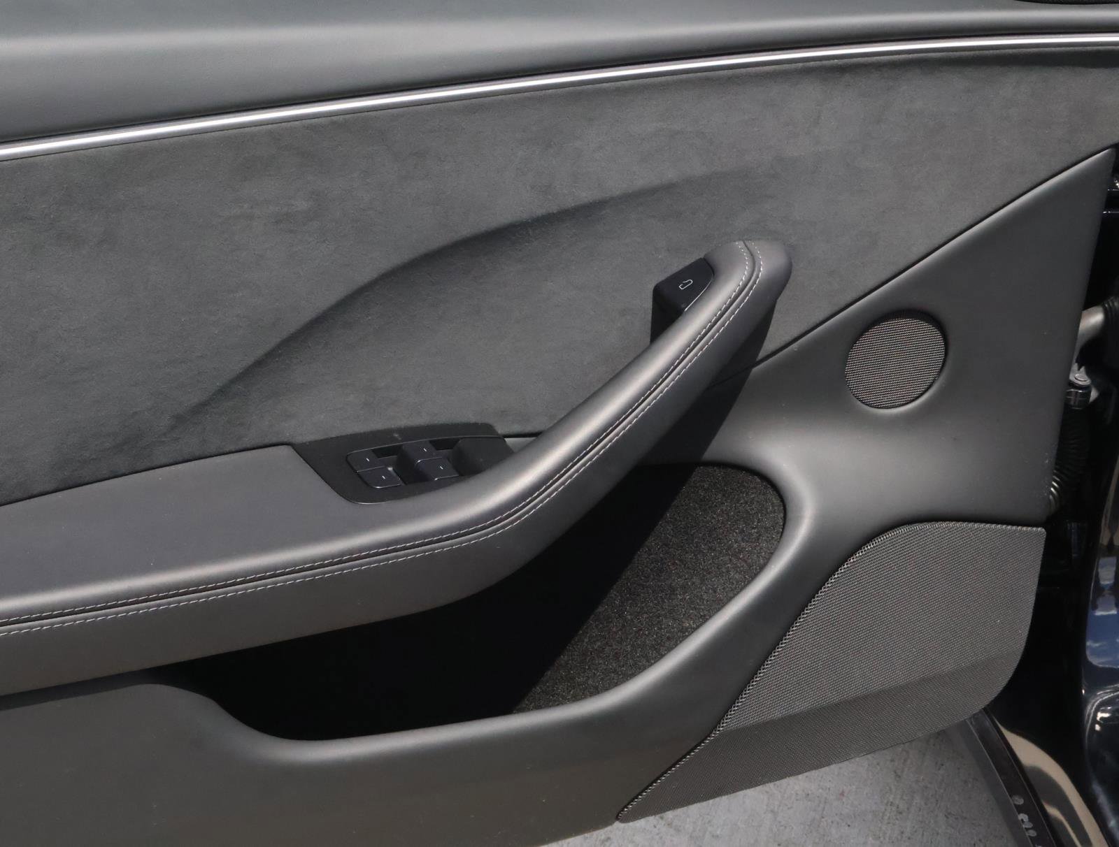 Used 2025 Tesla Model 3 Long Range image 15