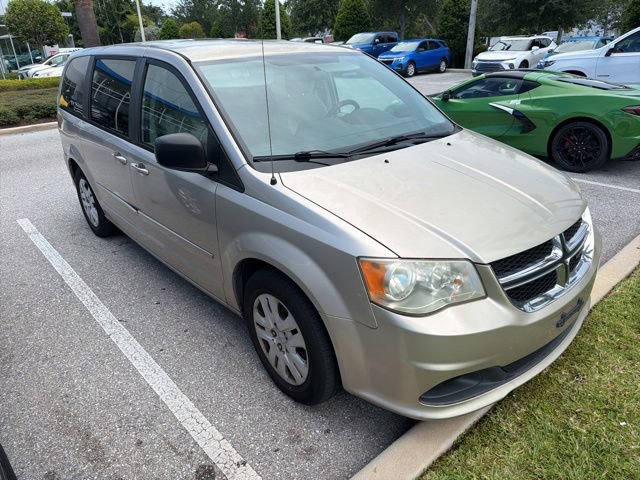 Used 2013 Dodge Grand Caravan SE FWD image 2