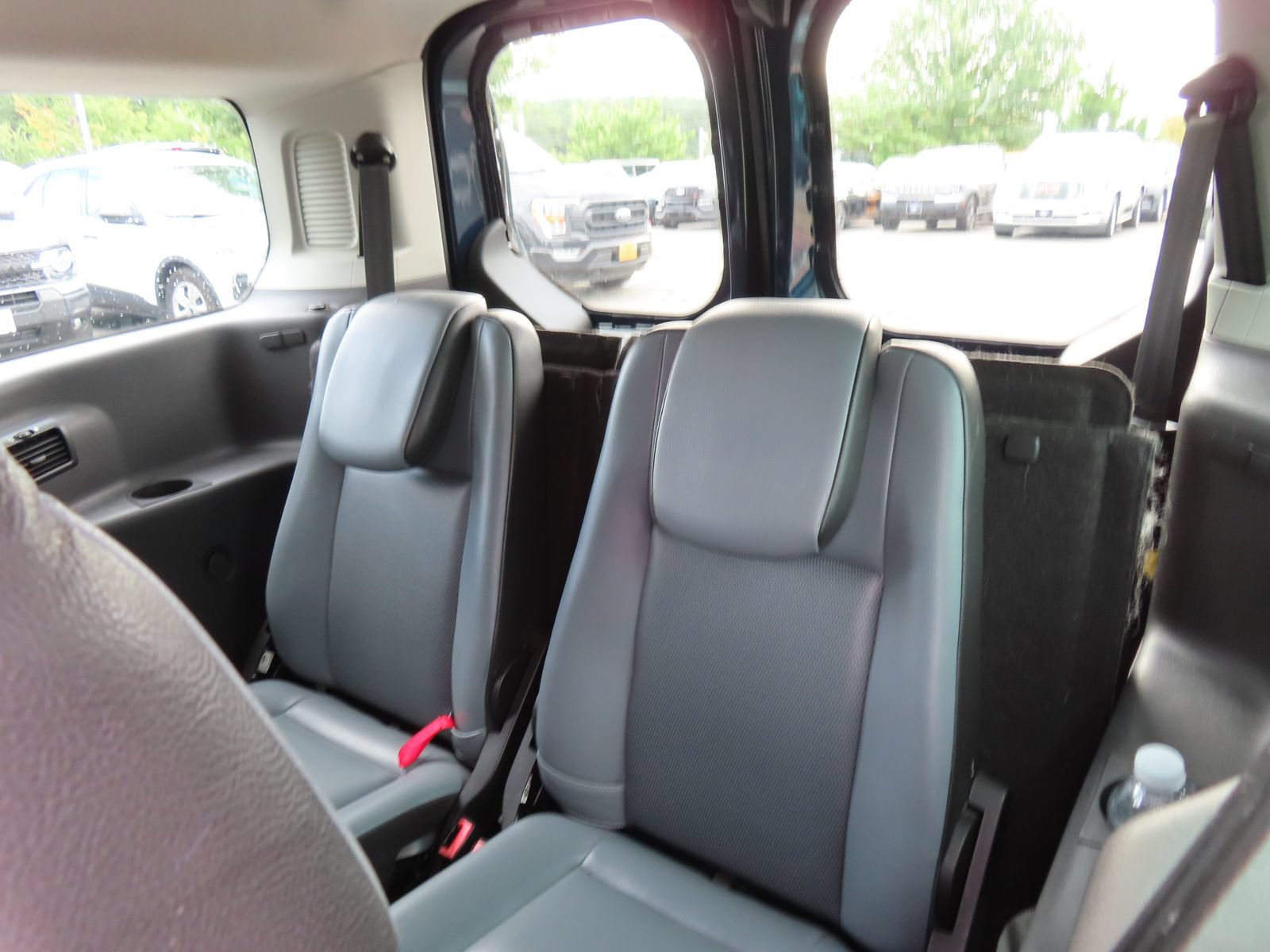 Used 2017 Ford Transit Connect XL FWD image 27