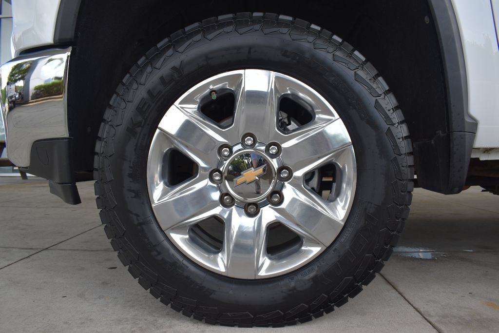 Used 2021 Chevrolet Silverado 2500 LTZ AWD/4WD image 14