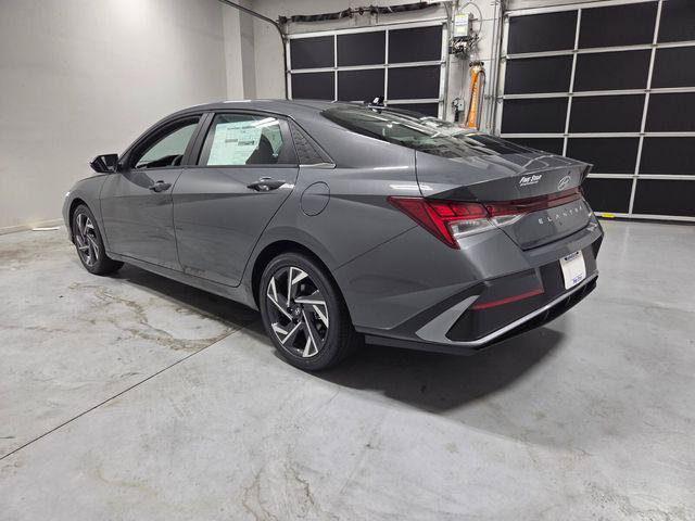New 2026 Hyundai Elantra Limited FWD image 9