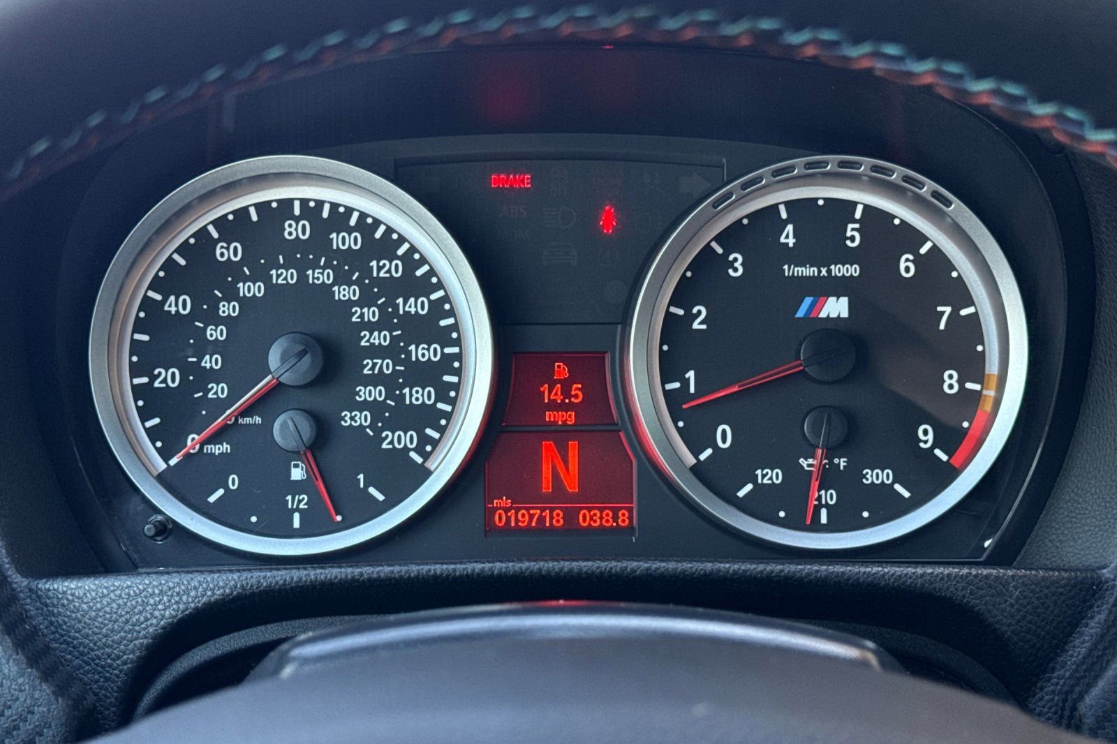 Used 2011 BMW M3 Convertible RWD image 24