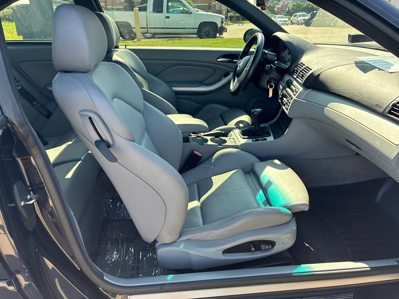 Used 2004 BMW M3 Coupe image 32