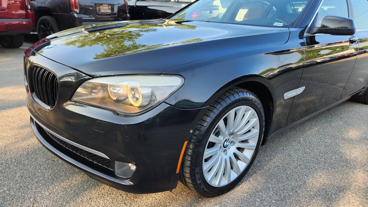 Used 2011 BMW 750Li xDrive AWD/4WD image 8