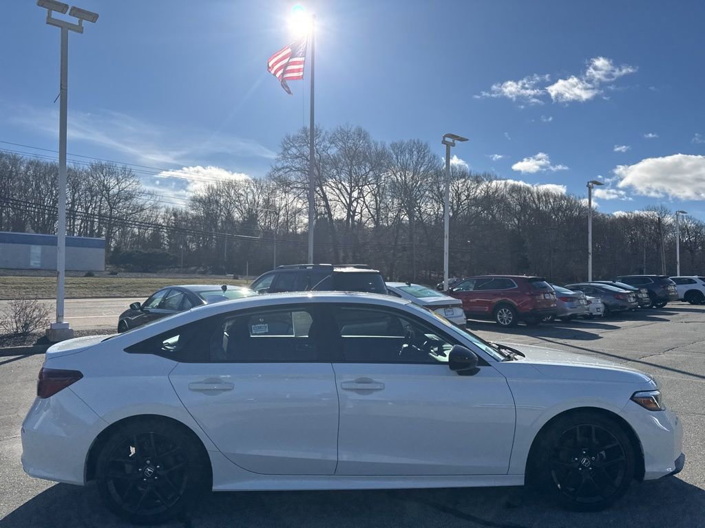 Used 2025 Honda Civic Sport image 6