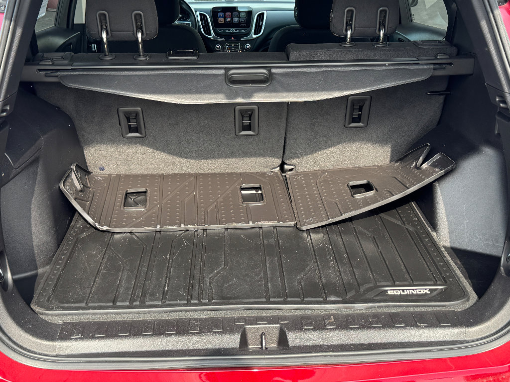 Used 2018 Chevrolet Equinox LT w/ Sun & Infotainment Package image 17
