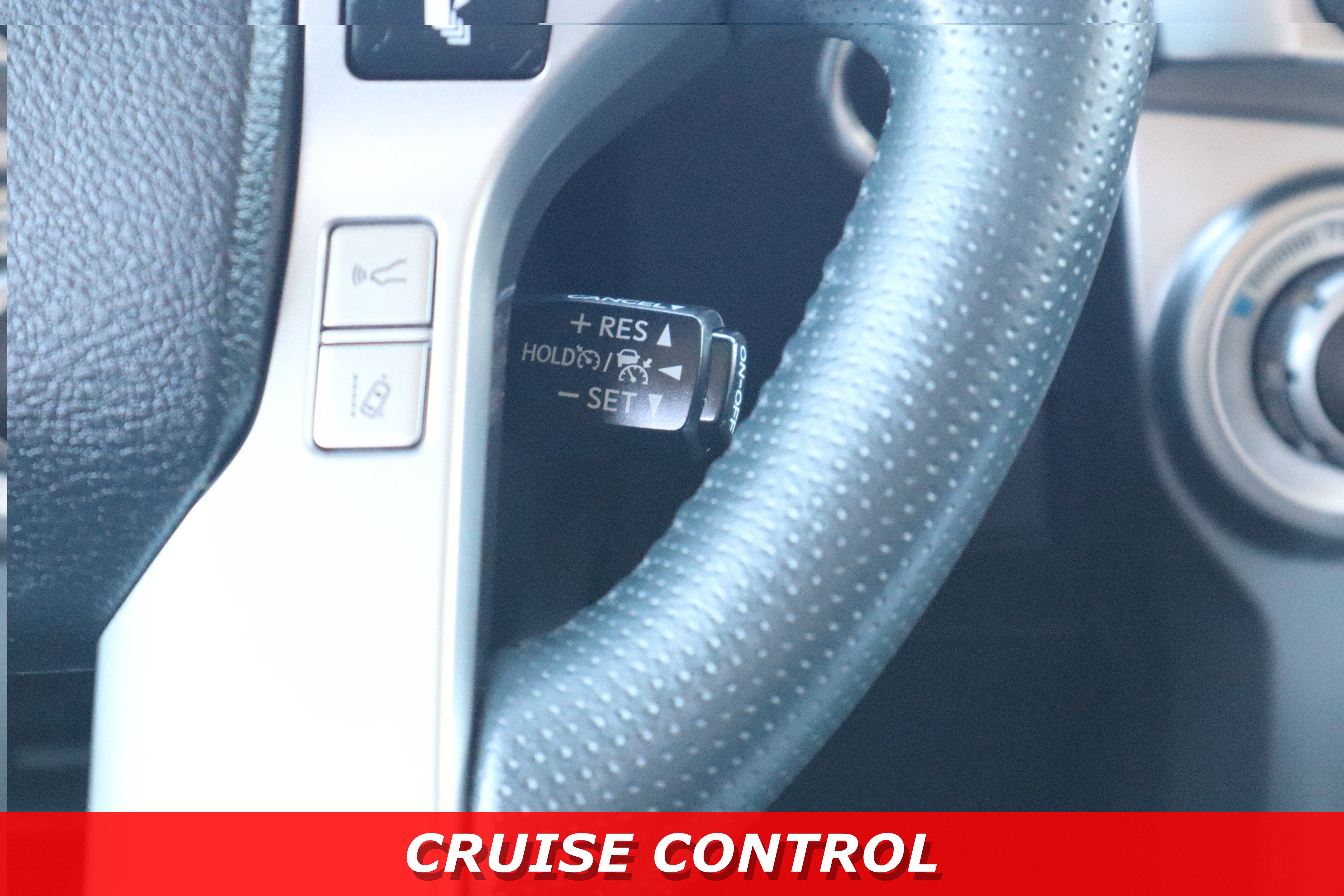 Used 2021 Toyota 4Runner Limited AWD/4WD image 17