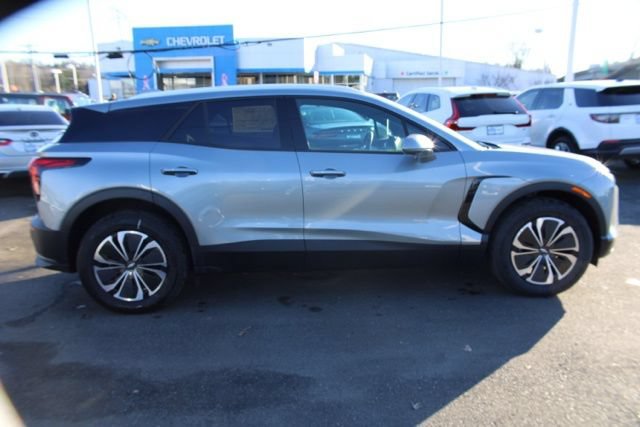 New 2024 Chevrolet Blazer EV LT AWD/4WD image 8
