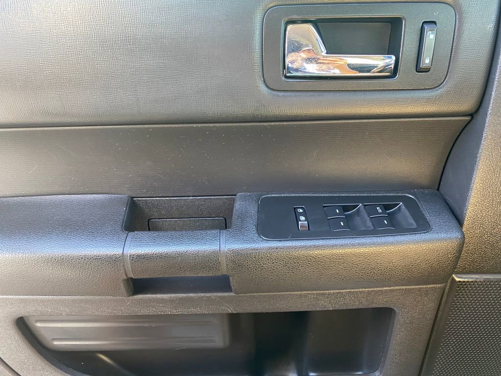 Used 2016 Ford Flex SE image 13