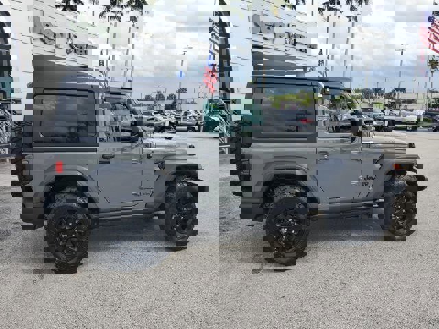 Certified 2023 Jeep Wrangler Willys AWD/4WD image 8