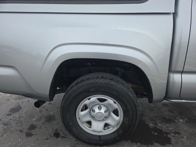 Used 2022 Toyota Tacoma SR image 7