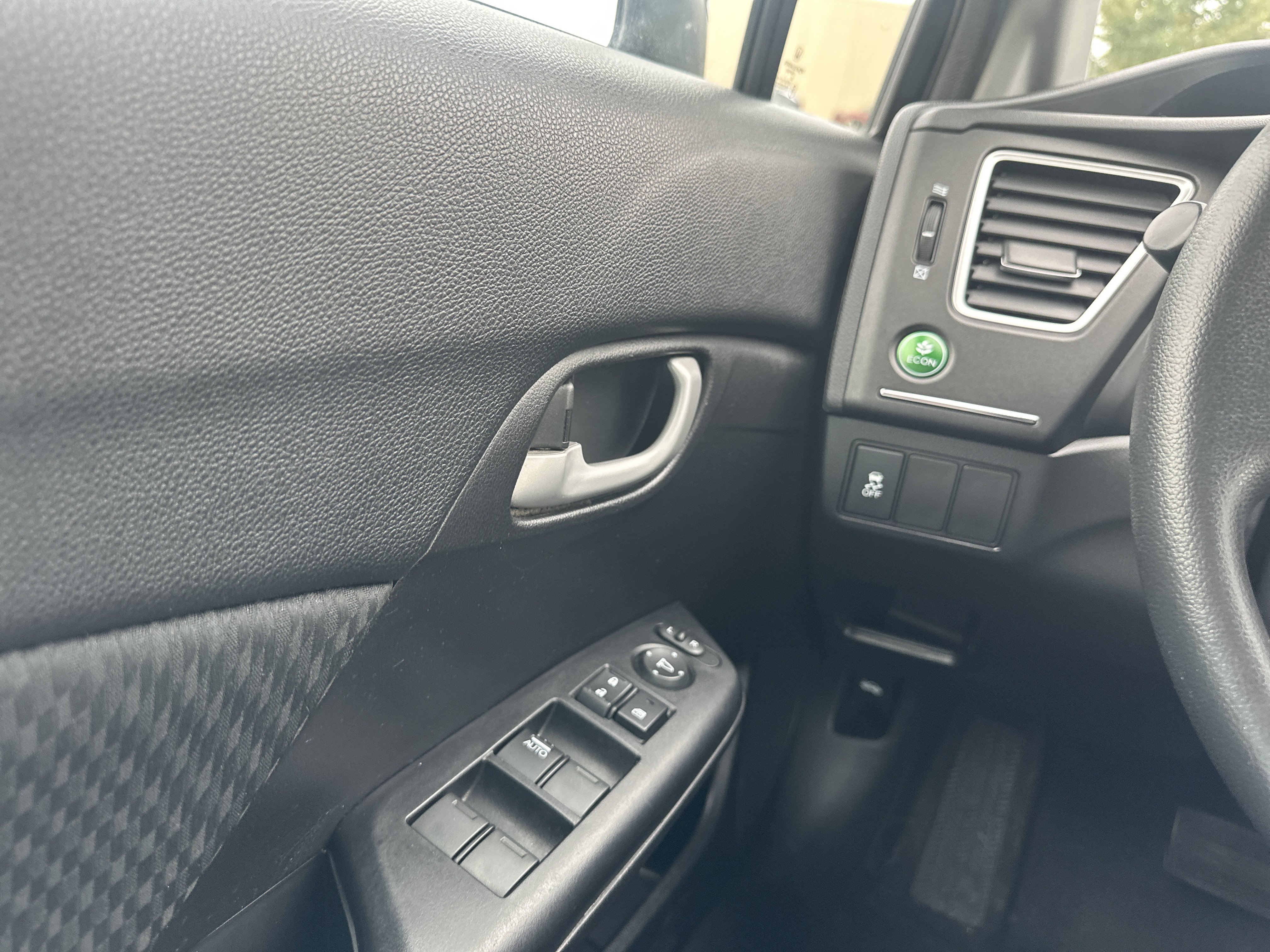 Used 2015 Honda Civic LX image 25